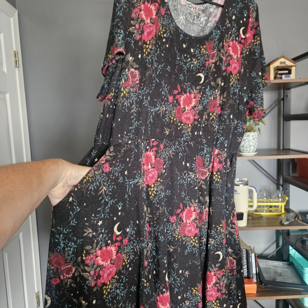 Floral Black Dress Torrid Super Soft Size 3